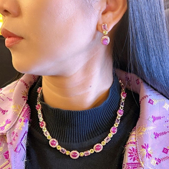 Bochic "Capri" Ruby, Amethyst, & Peridot Necklace Set in 18K Gold & Silver For Sale - Image 10 of 16