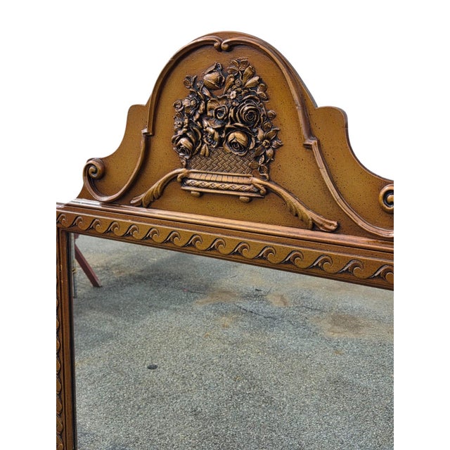 19th Century Hollywood Decorative Italian Gilded Hallway Mirror. For Sale - Image 4 of 14