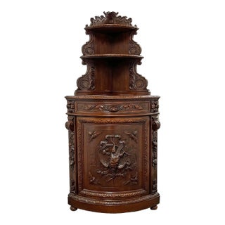 19th Century French Hunt-Themed Corner Cabinet For Sale