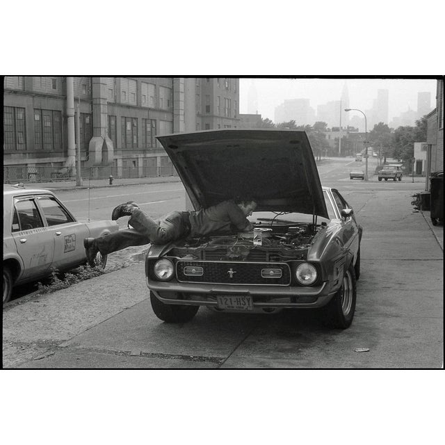 VESCO Claude 1950 New York, Ford Mustang, 1980. 30 x 40 cm. Edition: 3/7. Silver print signed by the author Claude Vesco's...