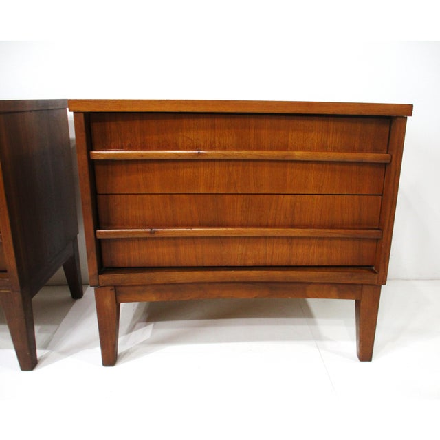 Mid 20th Century Mid Century Walnut Nightstands in the Style of Altavista Lane For Sale - Image 5 of 12