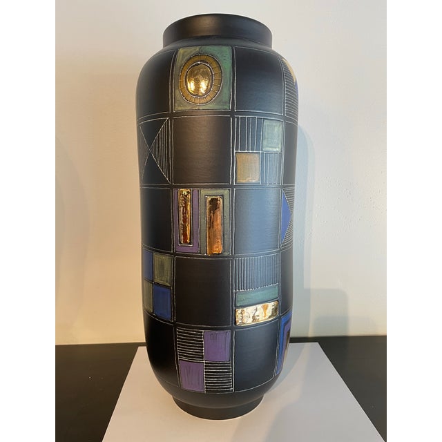 Contemporary Global Views Ceramic Vase For Sale - Image 3 of 7