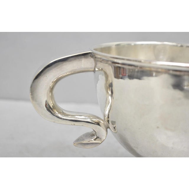 Early 20th Century Antique Regency Silver Plated Thick Twin Handle Hand Hammered Trophy Cup Bowl For Sale - Image 5 of 16