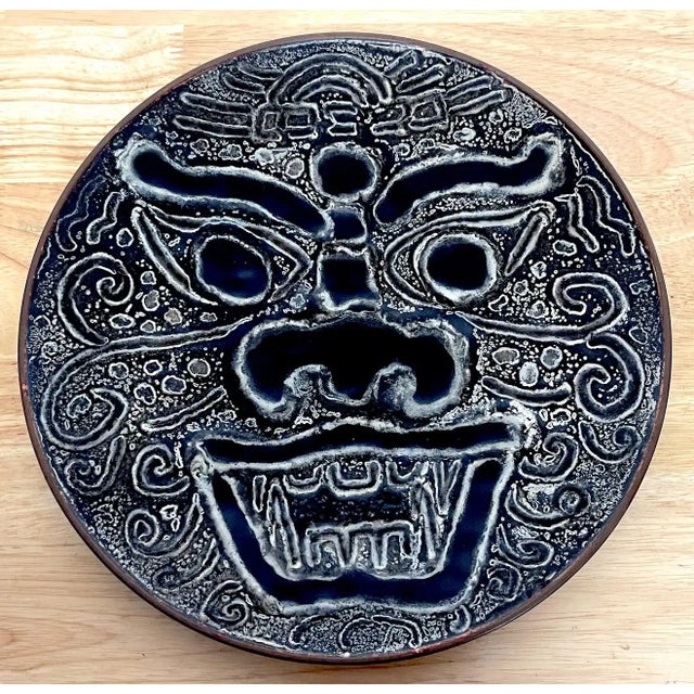 Black Mid 20th Century Modern Chinese Export Enamel Foo Dog Motif Charger With Stand For Sale - Image 8 of 10