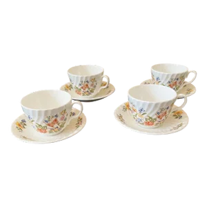 Late 19th Century Aynsley Cottage Garden Fine Bone China Coffee Cups and Saucers, Made in England- 8 Pieces