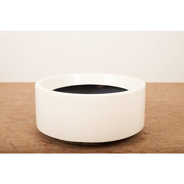 Plastic Plant Pot Polyroc Plant Pot in White Fiberglass by Douglas Deeds for Sintoform, 1970s For Sale - Image 7 of 12