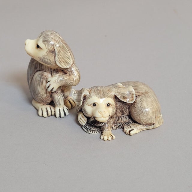 Japanese Pair of Carved Faux Ivory Dog Netsuke-Style Miniatures For Sale - Image 3 of 9