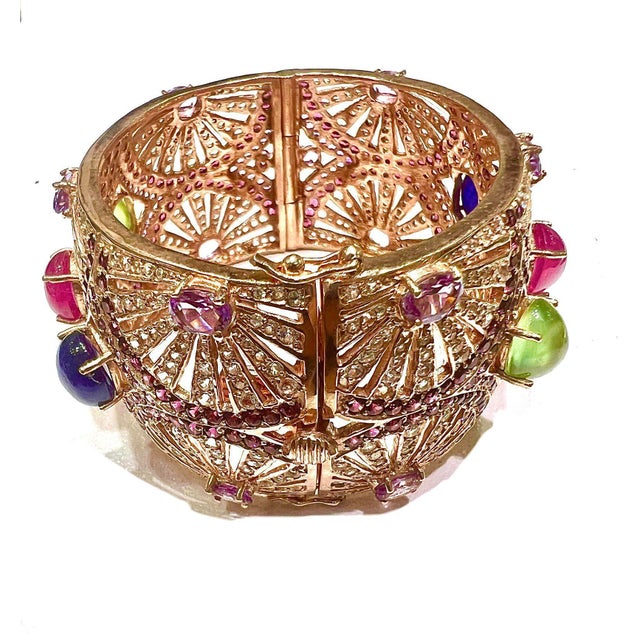 Bochic "Capri" Natural Ruby, Sapphire & Emerald Cuff Set In 18K Gold & Silver For Sale - Image 9 of 18