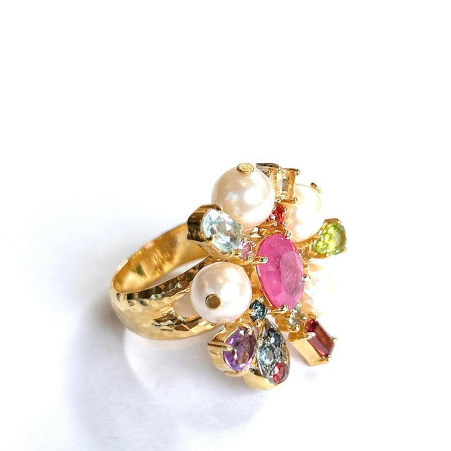 Contemporary Bochic “Orient” StarBurst Multi Gem & Pearl Cocktail Ring Set 18K Gold & Silver, Size 7.5 For Sale - Image 3 of 5
