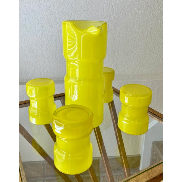 1950s Mid 20th-Century Holt-Howard Neon Yellow Glass Cocktail Beverage Set - 5-Pieces For Sale - Image 5 of 13