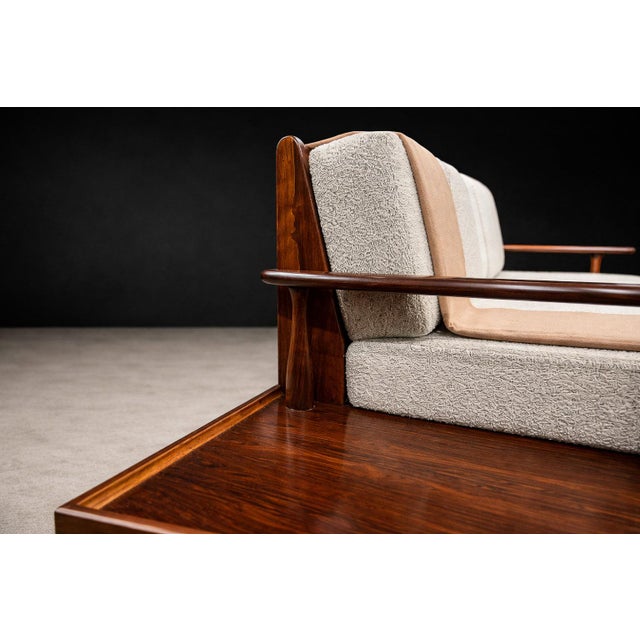 Sofa in Rosewood & Bouclé by Liceu De Artes E Ofícios, Brazilian Modern, 1960s For Sale - Image 15 of 16