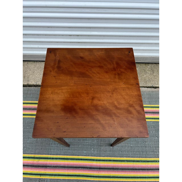 Early 19th Century A Hepplewhite Cherry Tapered Leg One Drawer Side Table, Pennsylvania, Circa 1800 For Sale - Image 5 of 12
