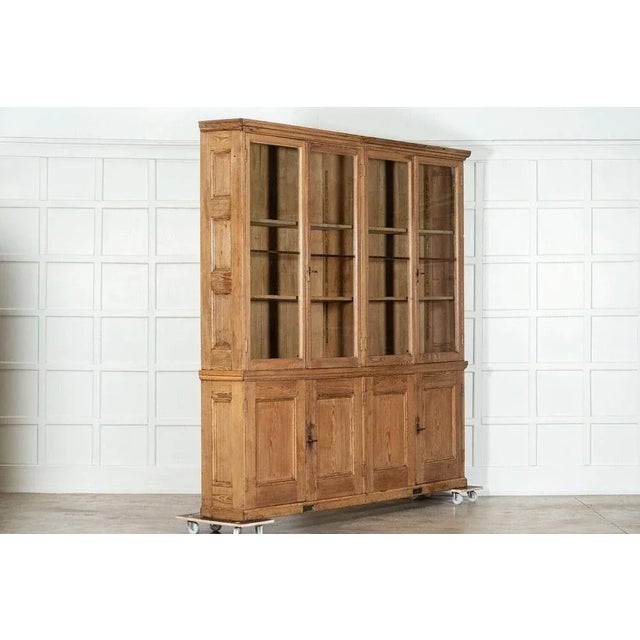 English Glazed Pine Bookcase Cabinet, 1880s For Sale - Image 3 of 12