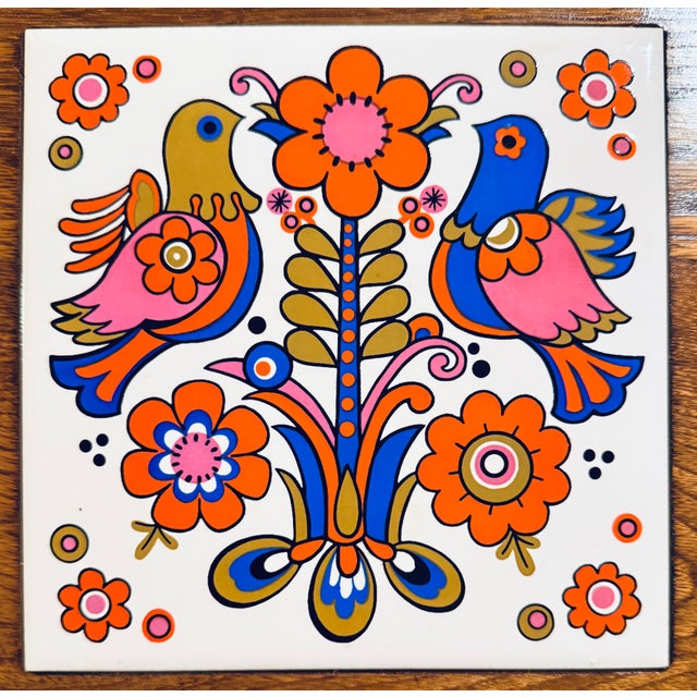 This exceptional 1970s tri-fold serving board is a rare find for the Mid-Century Modern enthusiast. Crafted in Japan, the...