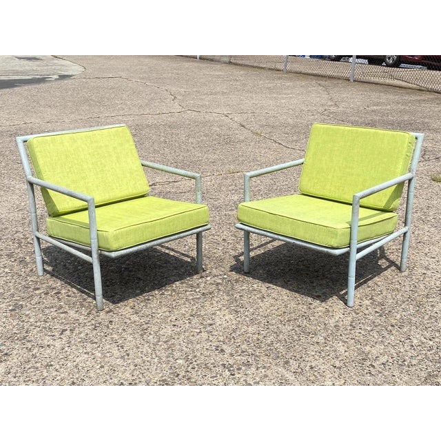 Late 20th Century Hauser Hollywood Regency Faux Bamboo Aluminum Metal Pool Patio Sofa Set 5 Pc Set For Sale - Image 11 of 12