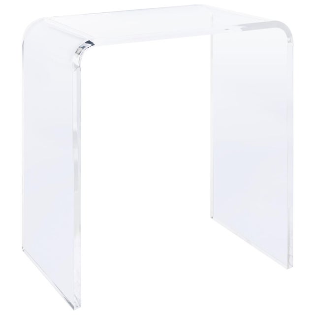 Pryor Acrylic Side Table in Clear For Sale In Philadelphia - Image 6 of 8
