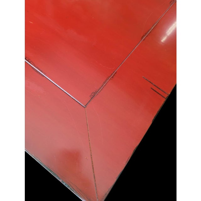 Red ​Vintage Large Ming Style Vermilion Red Chow Leg Chinoiserie Coffee Table For Sale - Image 8 of 12
