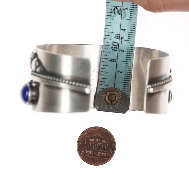 6 5/8" Running Bear shop Southwestern sterling and lapis cuff bracelet For Sale - Image 10 of 11