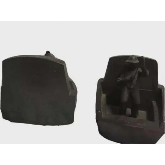 Vintage 1930's Mid-Century Sea Fisherman Solid Brass Bookends - Set of 2 For Sale - Image 4 of 6