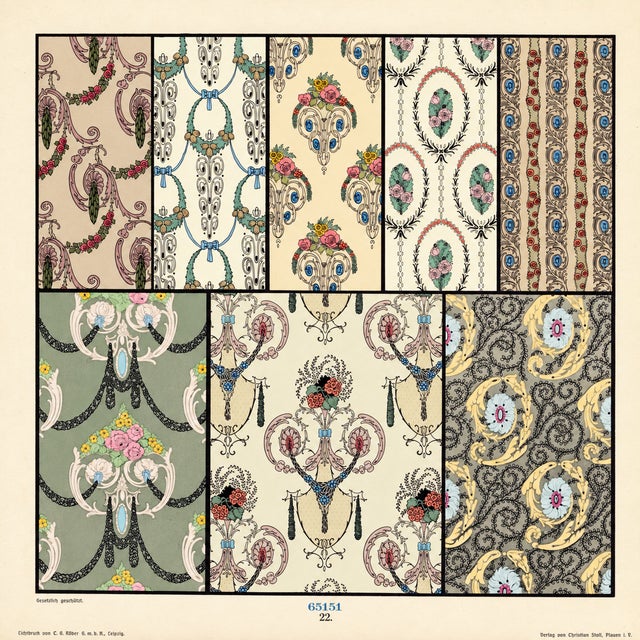 Art Nouveau Pair of German Jugendstil Floral Design Plates Early Twentieth-Century Decorative Arts Set A For Sale - Image 3 of 3