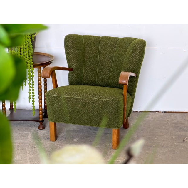 Wood Scandinavian Modern Lounge Chairs in Green Wool, 1940s, Set of 2 For Sale - Image 7 of 10