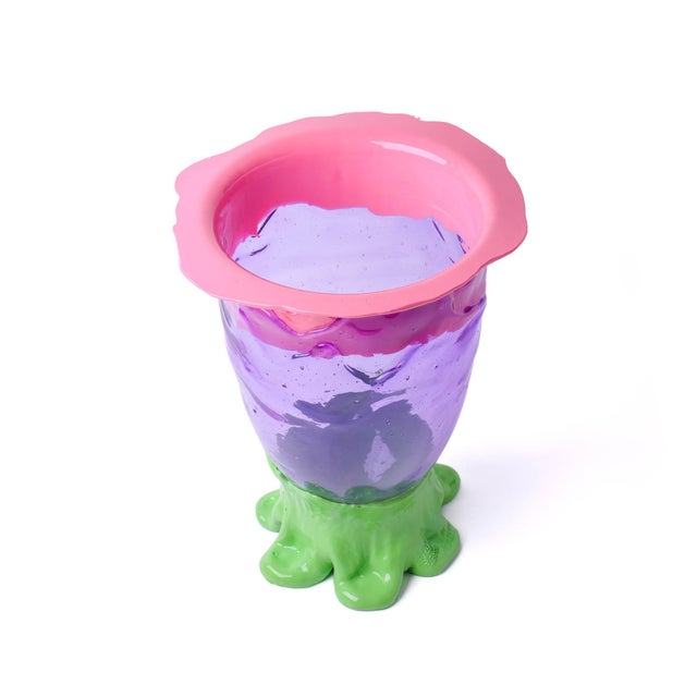 Contemporary Flower Vase in Pink by Gaetano Pesce for Fish Design For Sale - Image 3 of 11