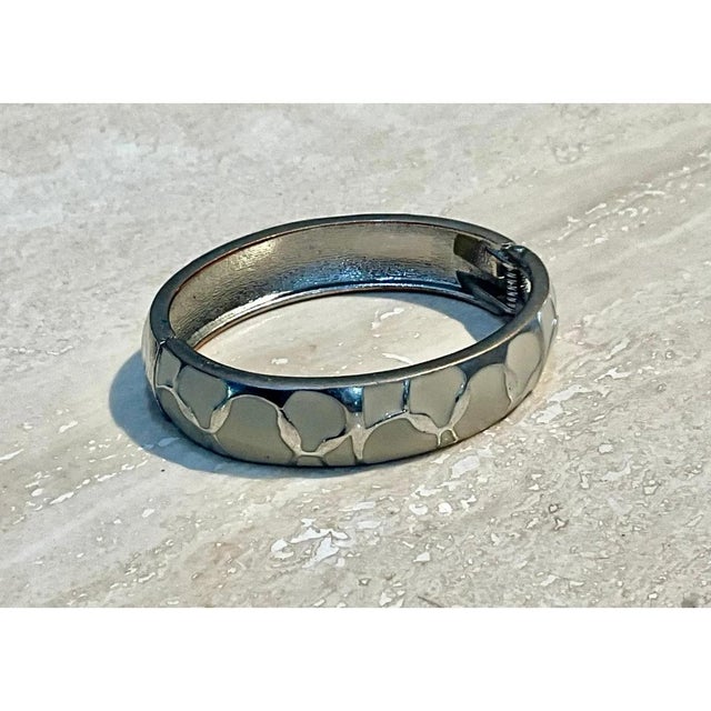 Mid 20th Century Vintage Silver & Enamel Clamper Bracelet For Sale - Image 5 of 12