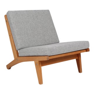 GE-370 Lounge Chair with Oak Frame and Hallingdal Wool by Hans J. Wegner for GETAMA, Denmark, 1960s For Sale