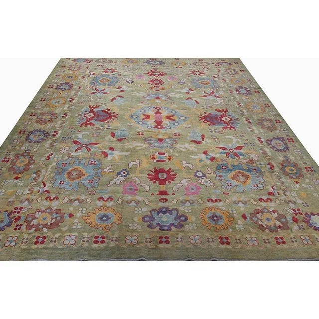 ACTUAL SIZE: 13’7″ x 19’5″ PRIMARY COLOR: Green / Multi AGE: New (It's made in the 1990s and never been used) MATERIALS:...