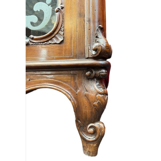 Wood Liberty Showcase, 1900 For Sale - Image 7 of 10