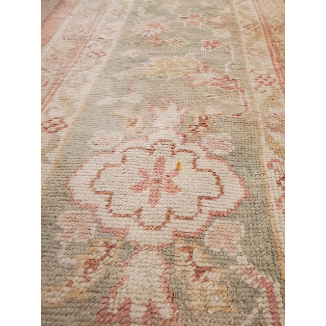 Early 20th Century Antique Oushak Carpet, Oriental Rug, Handmade Ivory, Muted Coral, Soft Green For Sale - Image 5 of 18