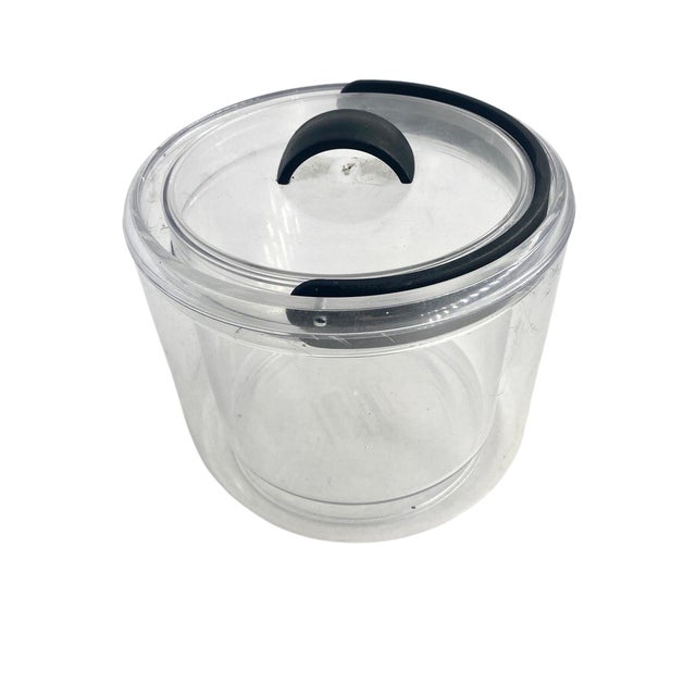 This vintage ice bucket is a quintessential piece of 1980s Swiss modernism. Designed by Carsten Jørgensen for Bodum, the...
