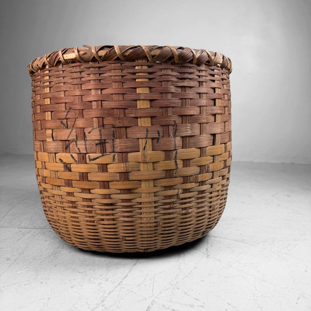 Japanese Bamboo Decorative Interior Basket, 1960s For Sale - Image 6 of 12