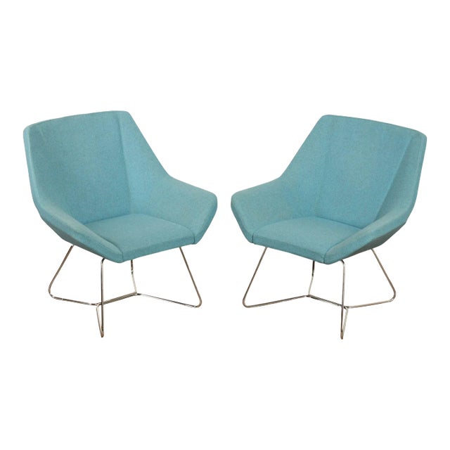 Keilhauer Mid Century Modern Style Pair of 'Cahoots' Lounge Chairs For Sale