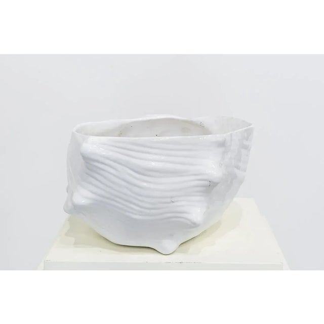 Mid-Century Modern White Shell Shaped Ceramic Pot, 1960s For Sale - Image 3 of 8