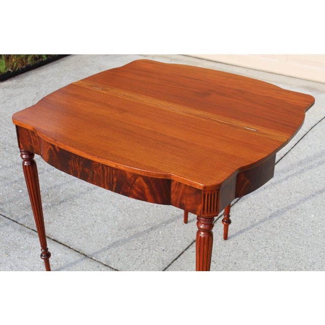 Antique Early 20th-Century Flame Mahogany Gateleg Game Table or Desk For Sale In Naples, FL - Image 6 of 18