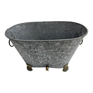 1990s Hen-Feathers Collection Galvanized Clawfoot Garden Tub Trough For Sale