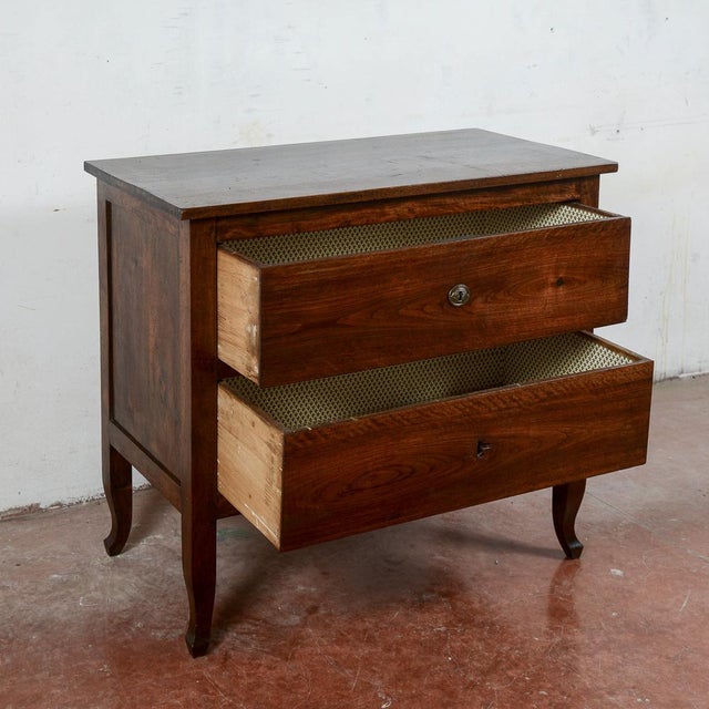 18th Century Style Chest of Drawers For Sale - Image 11 of 18