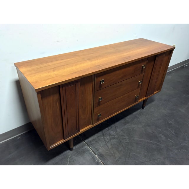 Mid Century Modern MCM Walnut Sideboard Credenza Buffet by Stanley