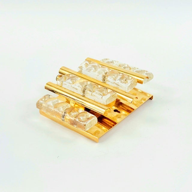 Mid-Century Modern Scandinavian Glass and Brass Wall Lamp by Jakobsson for Orrefors & MPR, 1960s For Sale - Image 6 of 9