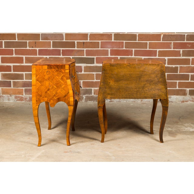 Brown Mid 20th Century Italian Rococo Style Burl Wood Marquetry Bedside Chests with Cabriole Legs For Sale - Image 8 of 12