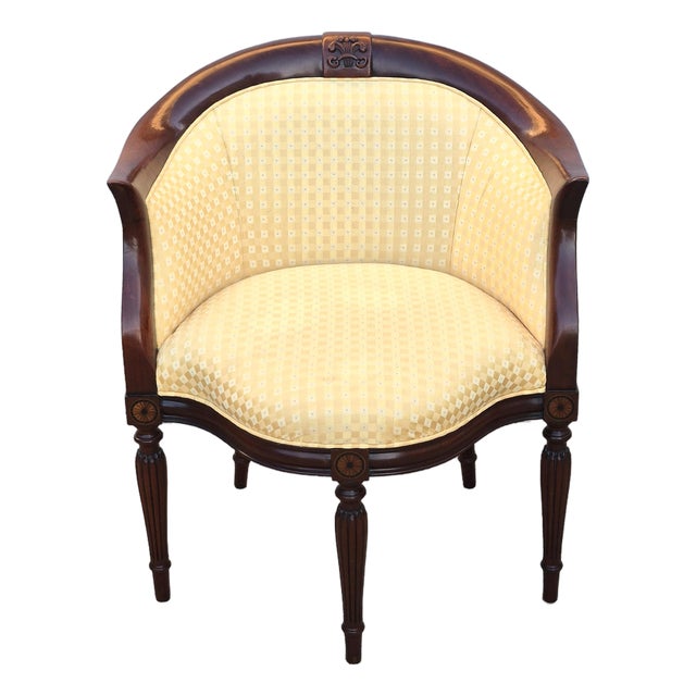 2003 Southwood Hickory Nc Sheraton Inlaid Mahogany 5 Leg Barrel Tub Chair Arm Chair For Sale