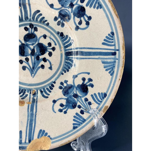 Antique Catalan Dish in Spanish Ceramic, 1700s For Sale - Image 4 of 10