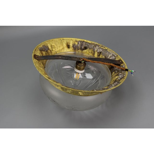 French Art Nouveau Flush Mount in Bronze and Cut Glass, 1920 For Sale - Image 18 of 18