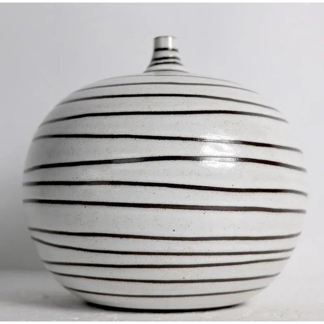 Art Pottery Vase by Noted Ceramic Artist Boyan Moskov 2011 For Sale In New York - Image 6 of 13