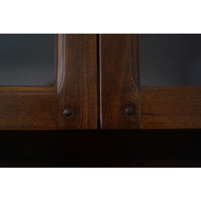 1990s Harden 2 Piece Cherry Stepback Cupboard China Hutch For Sale - Image 5 of 12