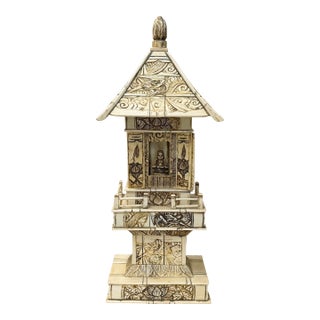 Vintage Oriental Pagoda Shrine Buddha Collectible Display Art Figure For Sale