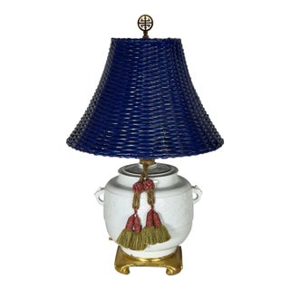 Vintage Chinoiserie White Ginger Jar Table Lamp With Navy Blue Wicker Shade - Newly Painted For Sale