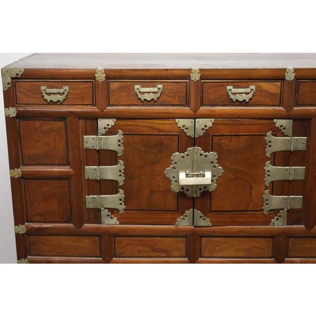 Antique Korean Elmwood Stacking Chest With Brass Fittings, Late Joseon Dynasty, Circa 1890–1910 For Sale In Raleigh - Image 6 of 12