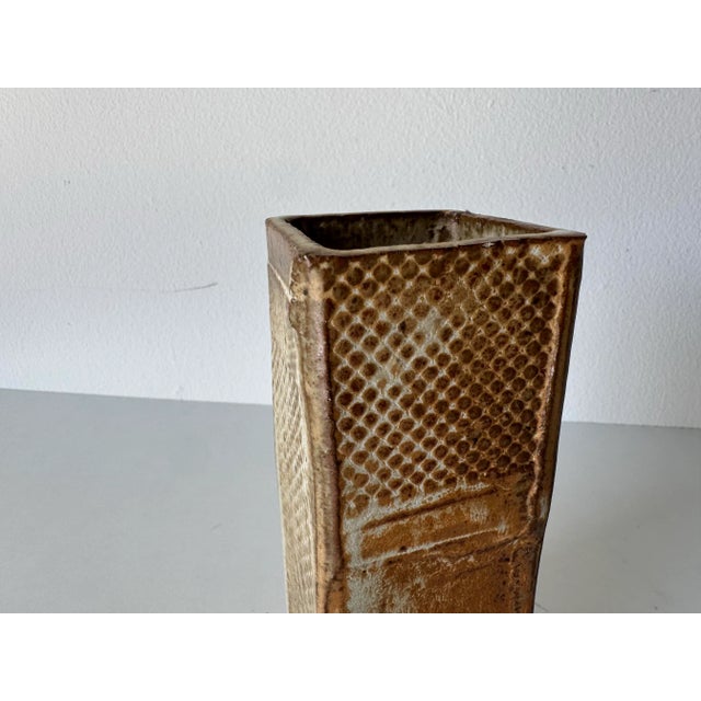 Cream Vintage Stevens Organic Studio Pottery Vase For Sale - Image 8 of 12